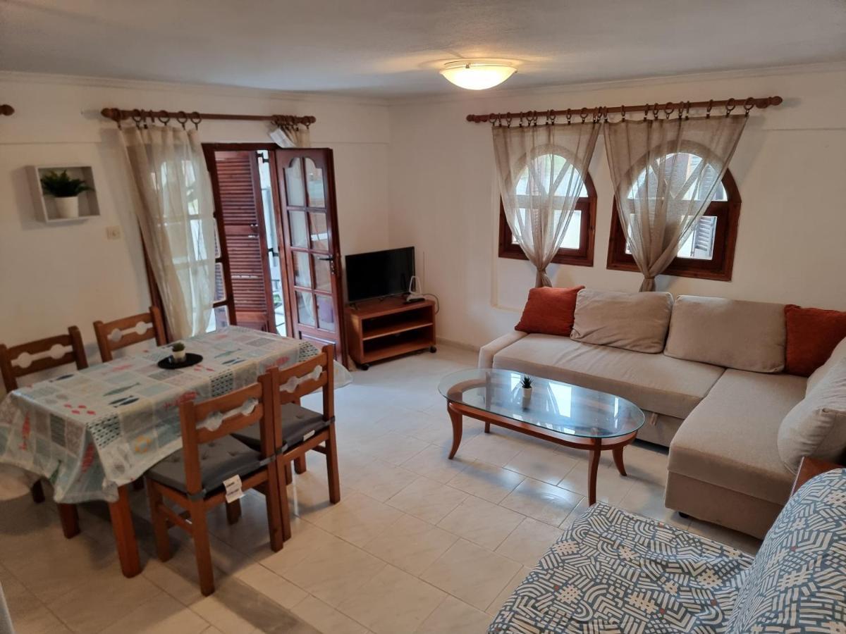 Lucas4 Flogita Apartment Экстерьер фото